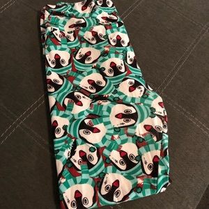 LulaRoe - Penguins - TC